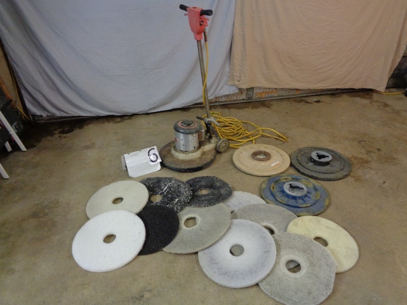 lot 6 image: Viper Buffer  Scrubber  Polisher