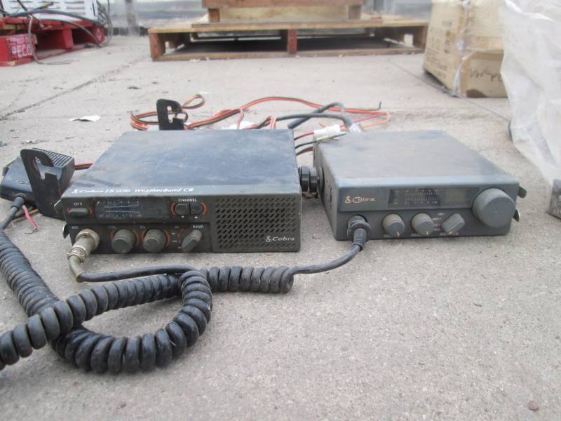 lot 16 image: Cobra CB Radios