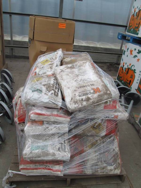 lot 40 image: Pallet of Potassium Nitrate