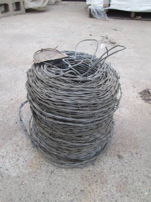 lot 46 image: Spindle of Barb Wire