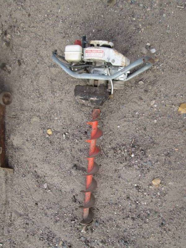 lot 53 image: Hydra-Drill Auger with Attachment