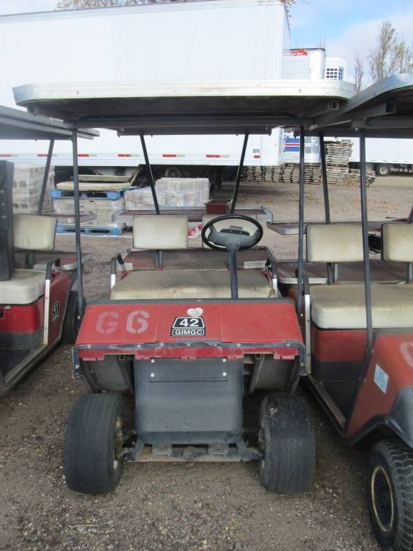 lot 60 image: E-Z-Go Golf Cart
