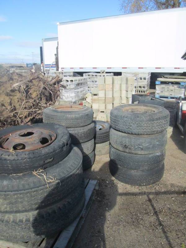 lot 89 image: Used Tires and Rims