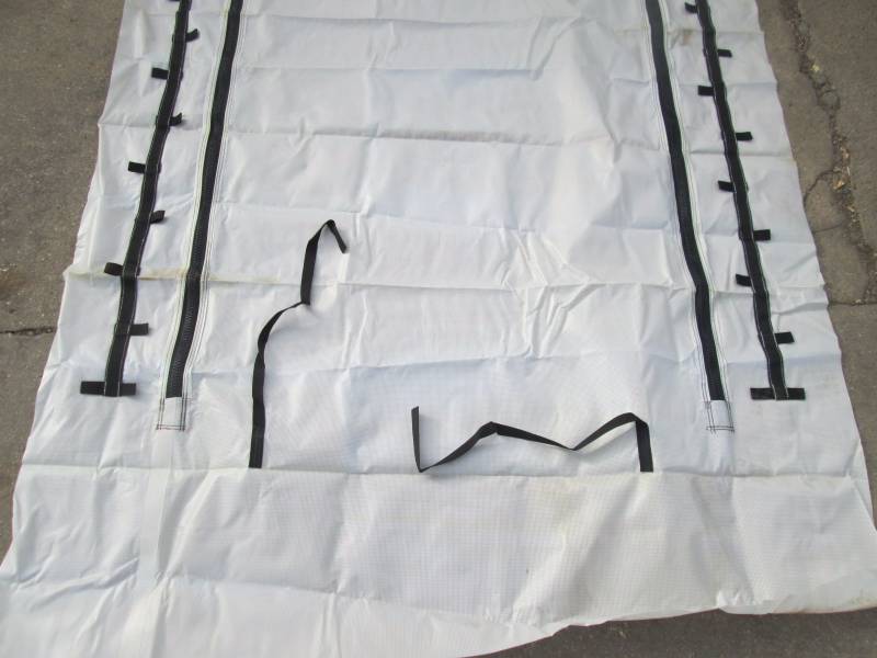 lot 100 image: Greenhouse Doors