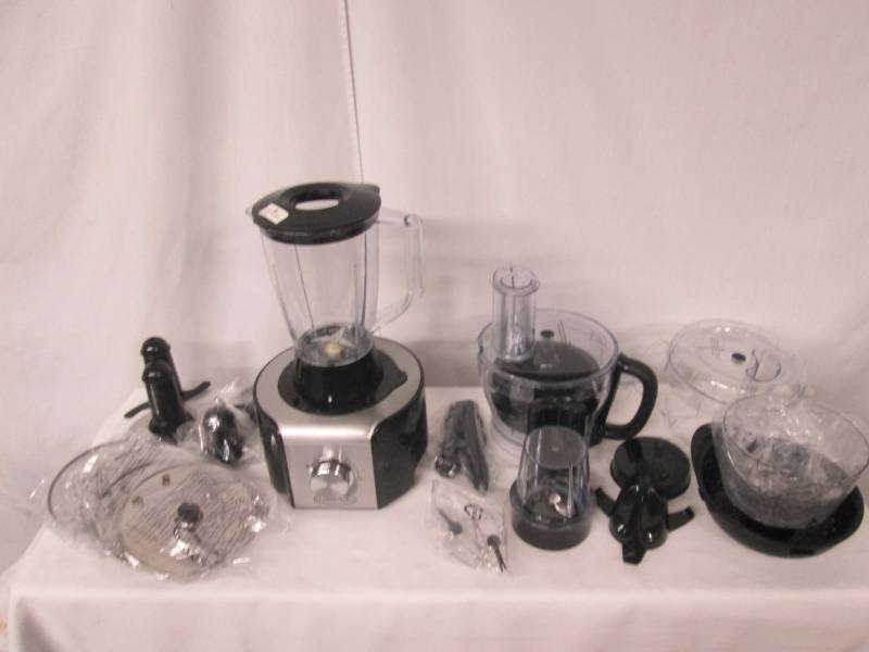 lot 34 image: Chefs Mark 7-Cup 14-in-1 Food Processor