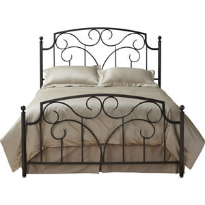 lot 32 image: Hillsdale Cartwright Queen Bed Set