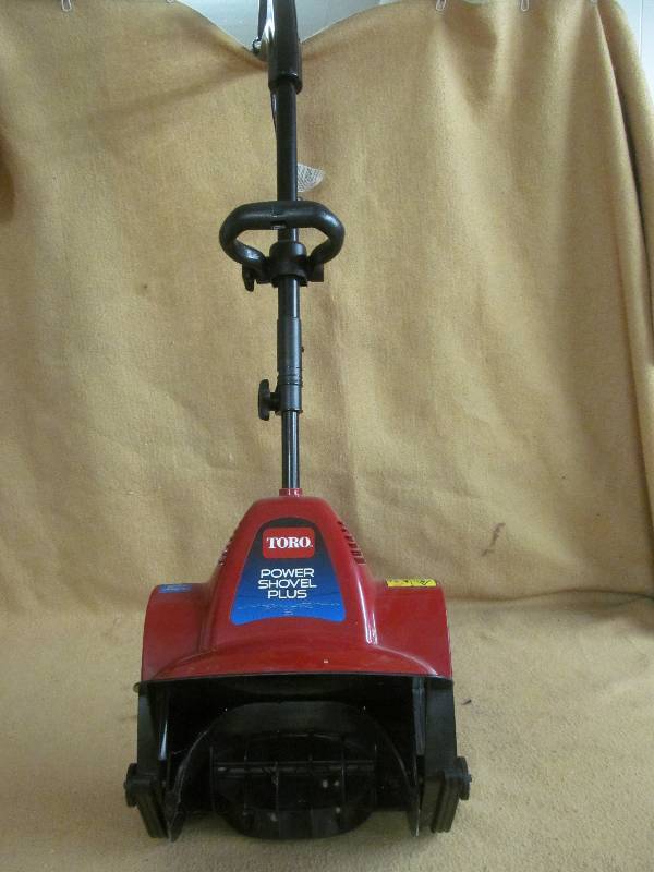 Toro Shovel