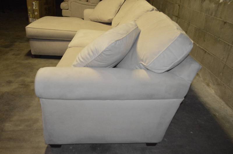 Possibilities Left Arm Love Seat wRight Arm Reclining Chaise