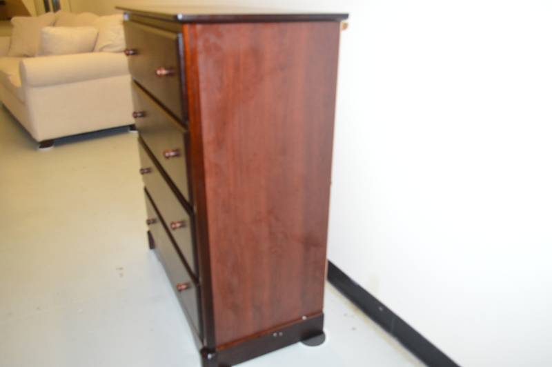 Rockland 4 Drawer Chest