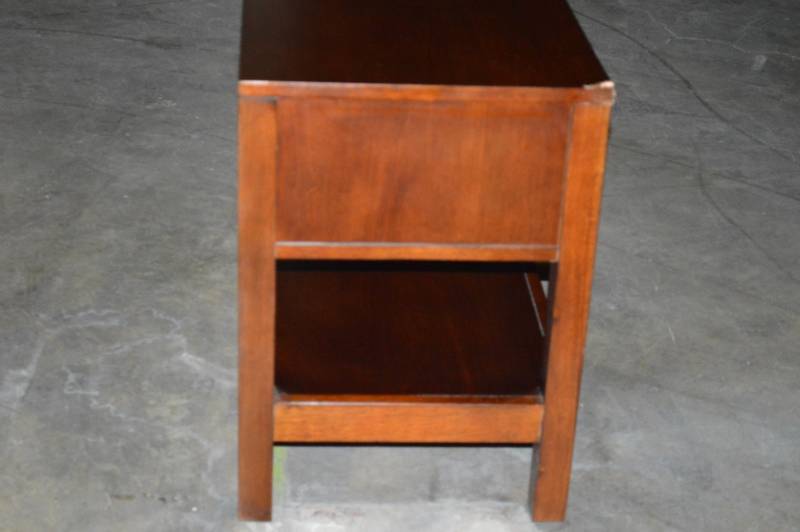 Linear Nightstand