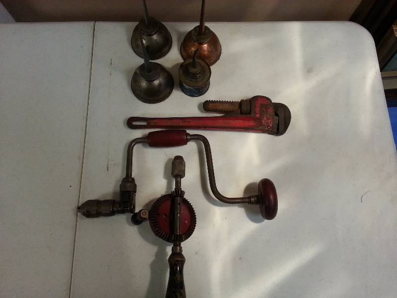 Vintage Tools and Thumb Pump Oilers