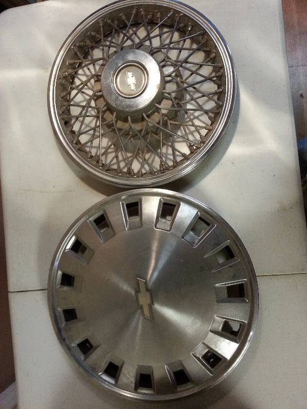 Group of (6) Vintage Hub Caps