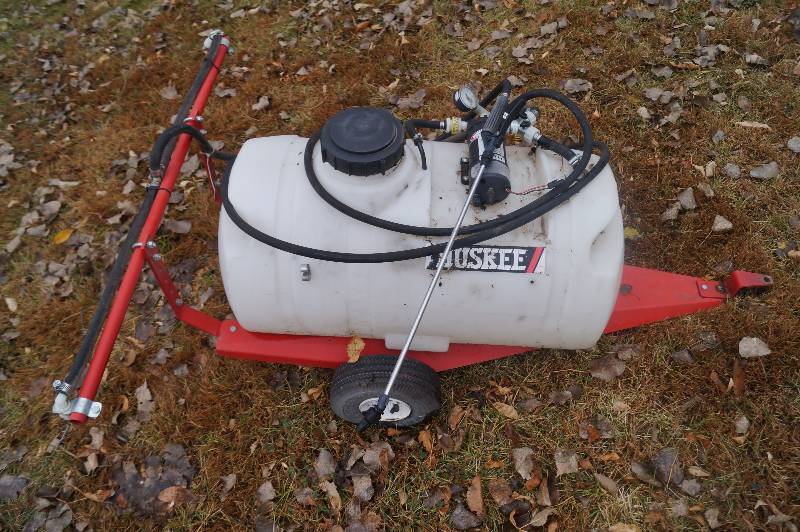 Huskee Sprayer