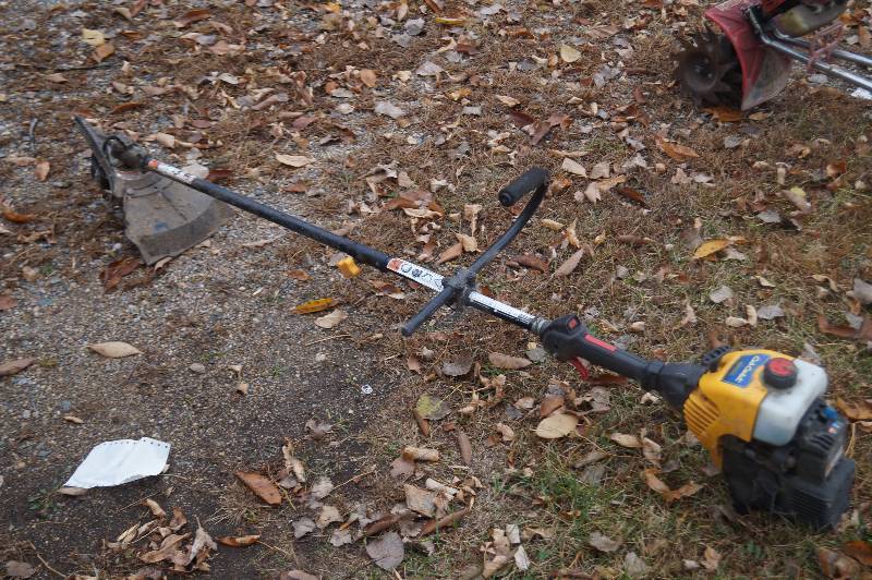 Cub Cadet Trimmer