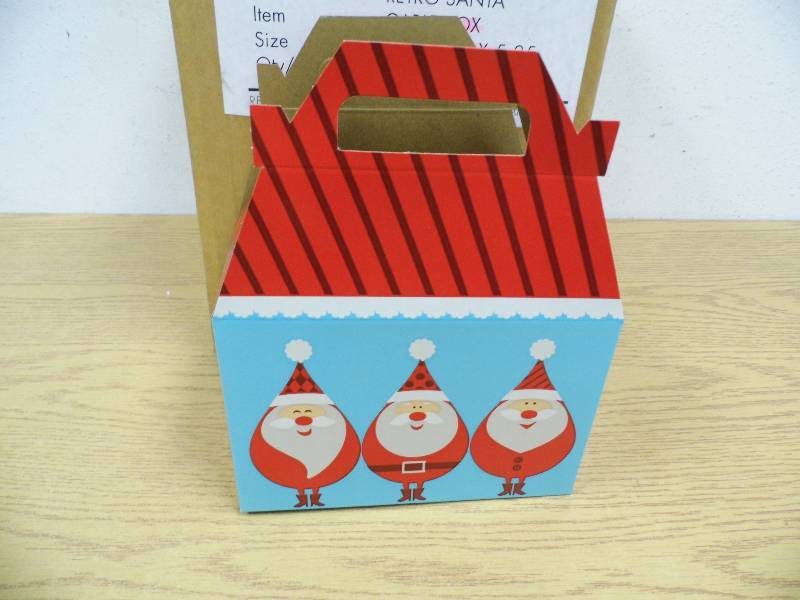 Case of 100 retro Santa Gift Boxes
