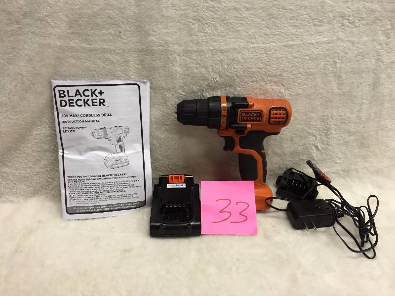 lot 33 image: Black & Decker LDX120C cordless drill