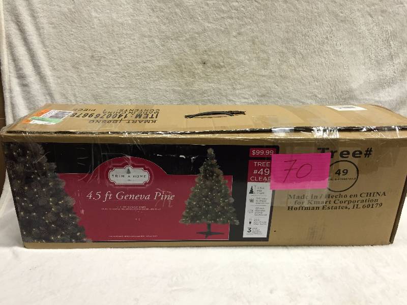 lot 70 image: 4.5  Christmas Tree