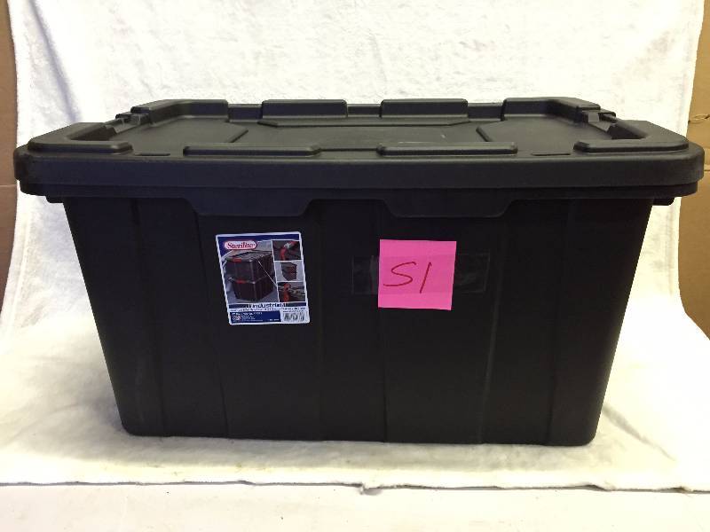 lot 51 image: Sterilite Tote 27 gal