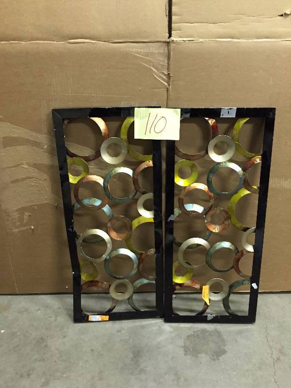 lot 110 image: Metal Wall Art- bent on bottom, easy to fix