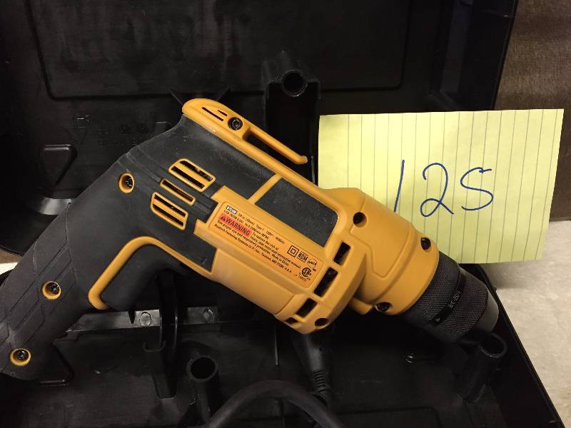 lot 125 image: Bostitch 6.5 Amp 38-In 6.5 Amp 38-In Drill Kit with Case Tested Works