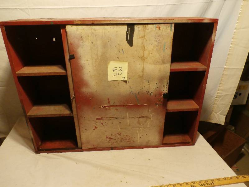 lot 53 image: Metal Shop Cabinet