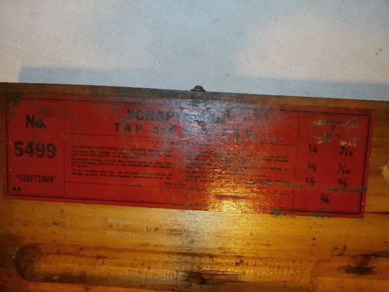 lot 74 image: Old Craftsman Tap & Die Set