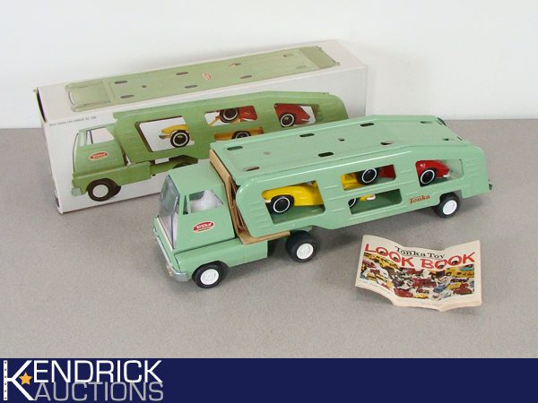 lot 12 image: Vintage Mint in Box Tonka Car Carrier