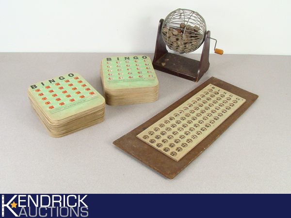 lot 42 image: Complete Antique BINGO Game