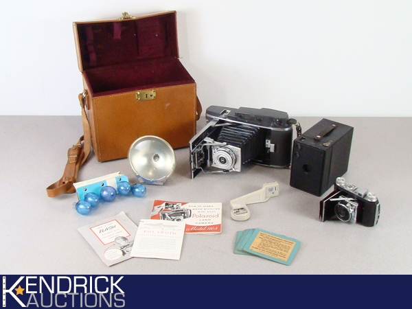 lot 44 image: Lot of Vintage Polaroid Cameras etc. and Accessories