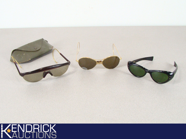 lot 46 image: 3 Vintage Pair of Sunglasses