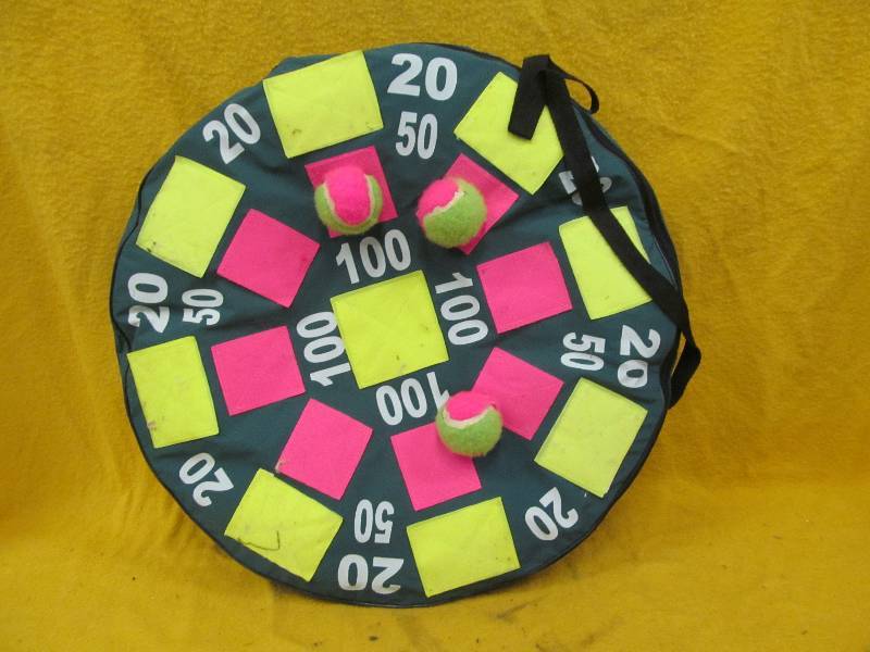 dart board