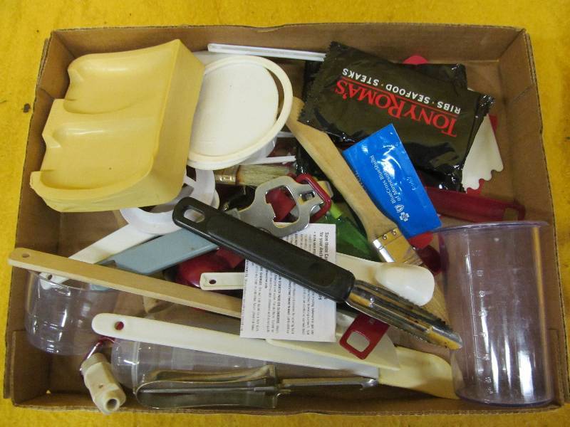 kitchen utencils
