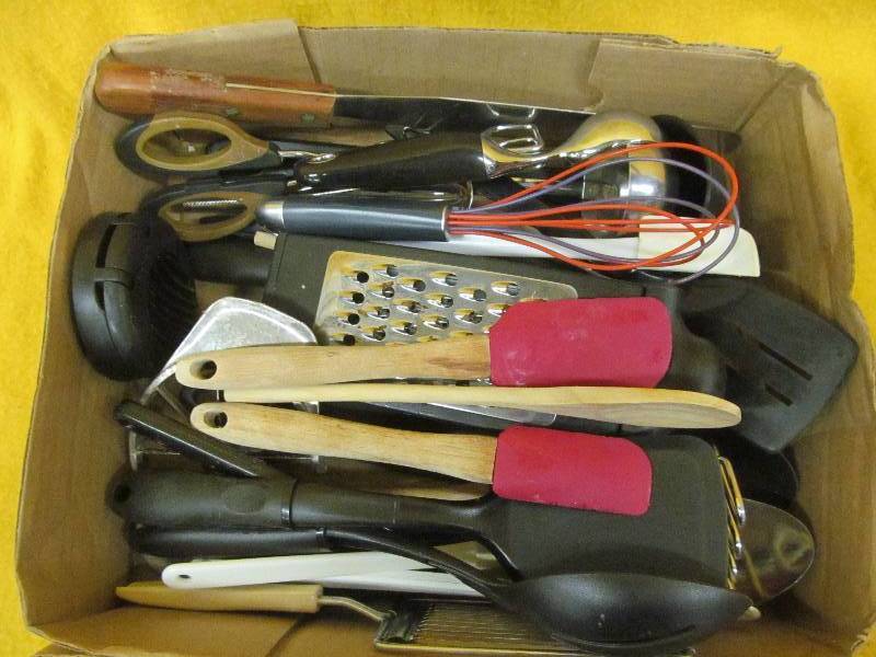 kitchen utencils