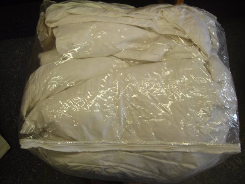 King Size 102 x 86 Feather Duvet & 2 Standard Size Pillows