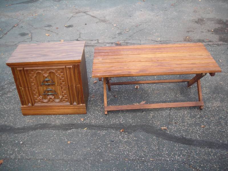 Night Stand And X-Folding Bench