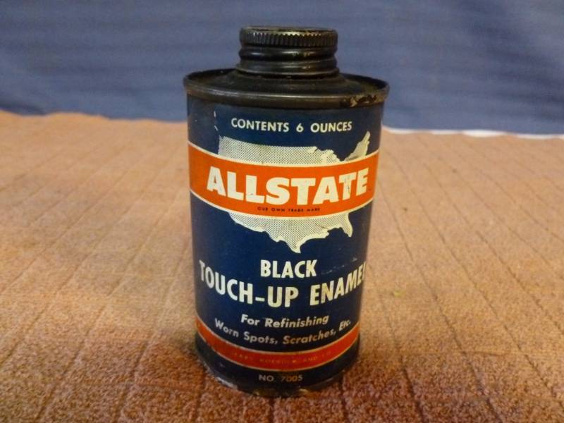 lot 46 image: Vintage Metal Container