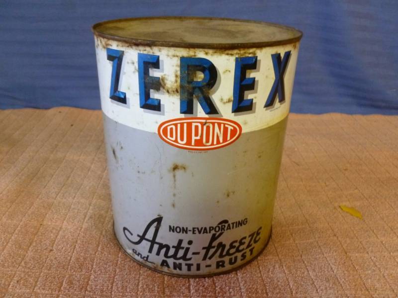 lot 87 image: Vintage Metal Container