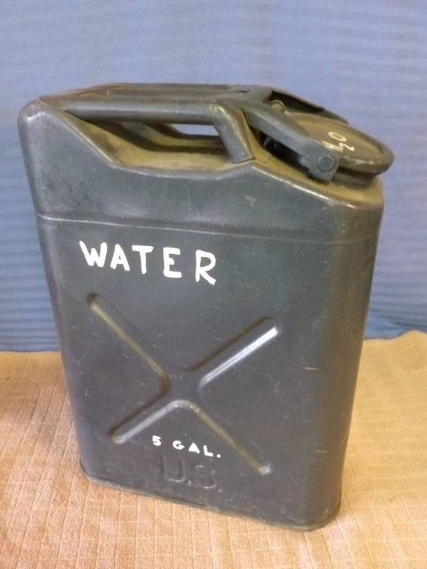 lot 101 image: Vintage Gerry Can