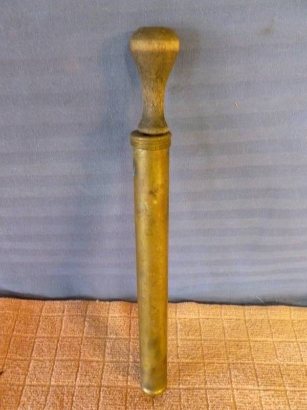 lot 113 image: Vintage Brass