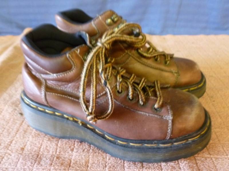 lot 167 image: Dr. Martens Boots