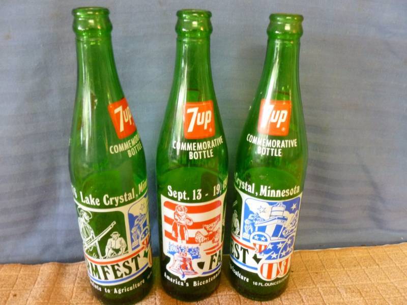 lot 169 image: Vintage 7 Up