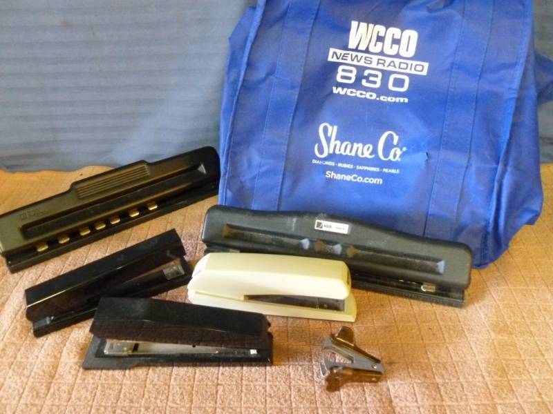 lot 171 image: Office Supplies