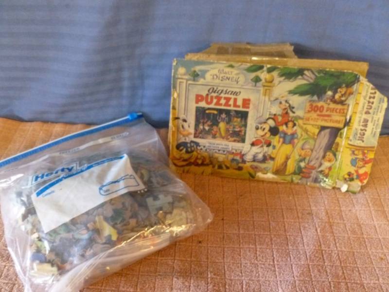 lot 175 image: Vintage Puzzle