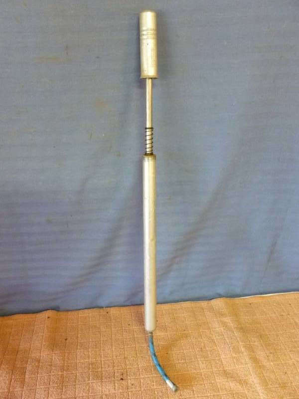lot 183 image: Vintage Air Pump