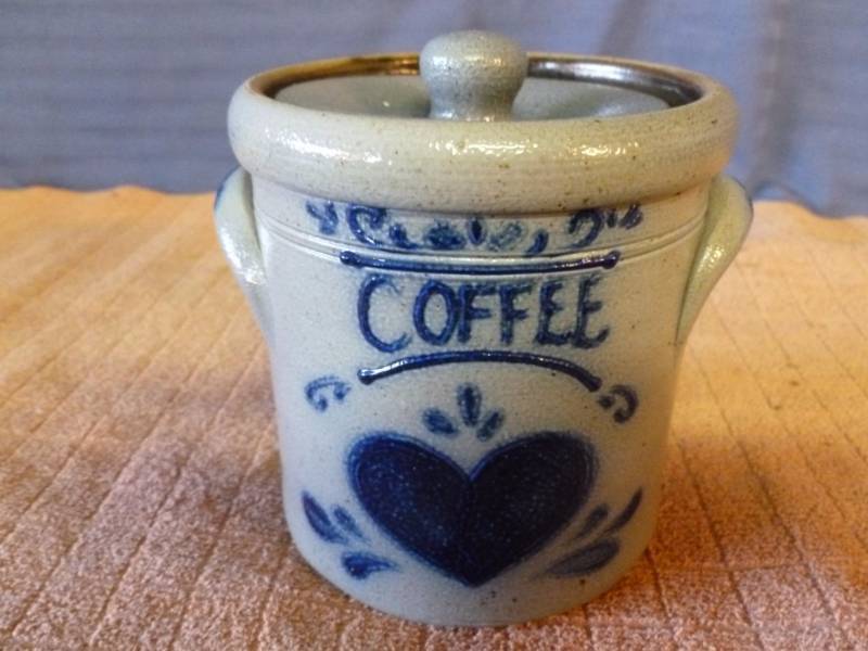 lot 214 image: Coffee Crock