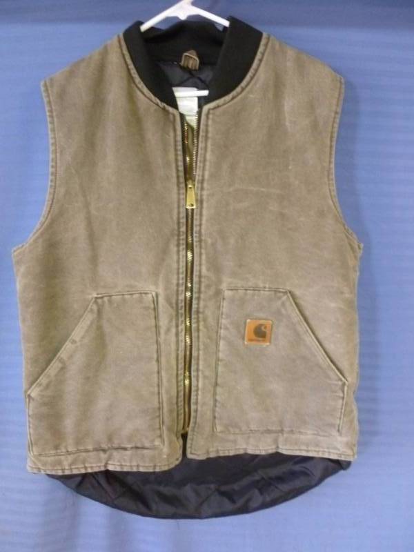 lot 217 image: Carhartt Vest