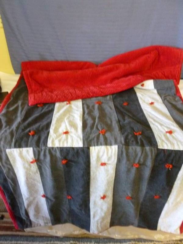 lot 273 image: Blanket