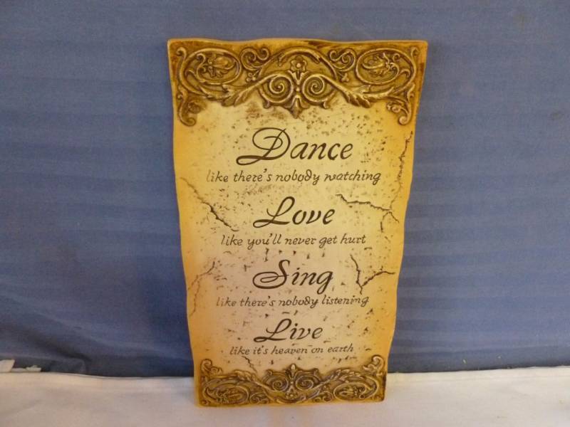 lot 300 image: Decorative