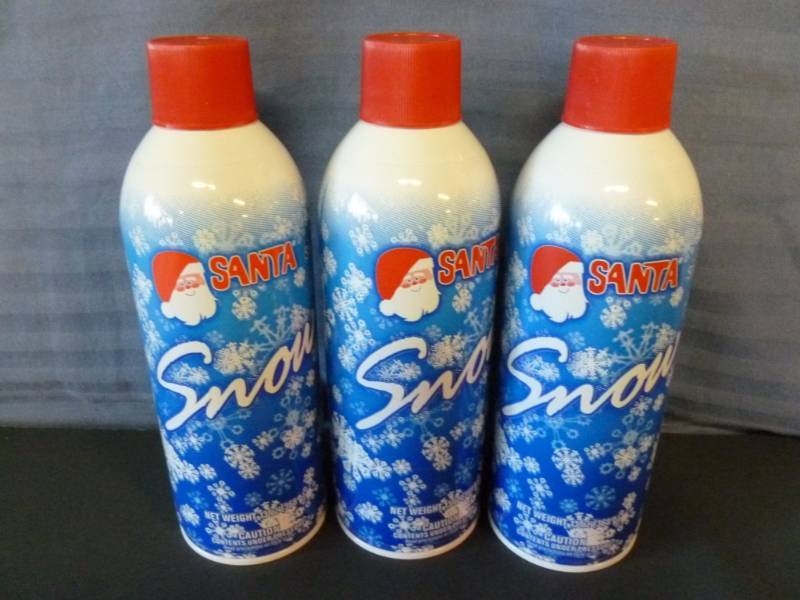 lot 337 image: Christmas Items