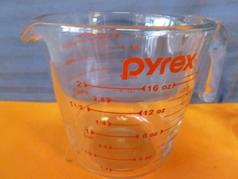 lot 357 image: Pyrex